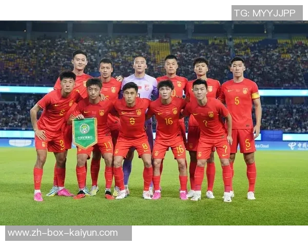 激情四溢的足球亚运赛展现青春风采与团队精神的完美结合 激情四溢的足球亚运赛展现青春风采与团队精神的完美结合